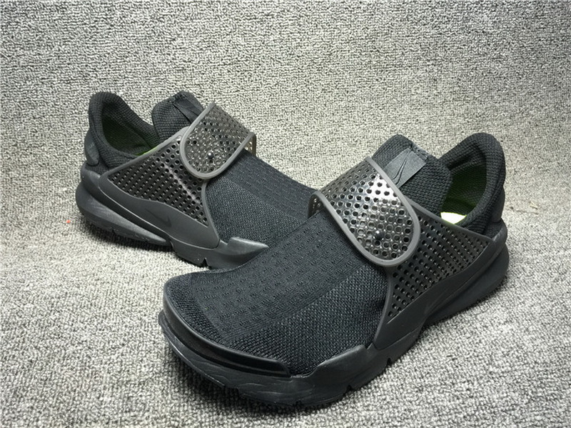 Super Max Perfect Nike Sock Dart  Shoes (98%Authentic)--007